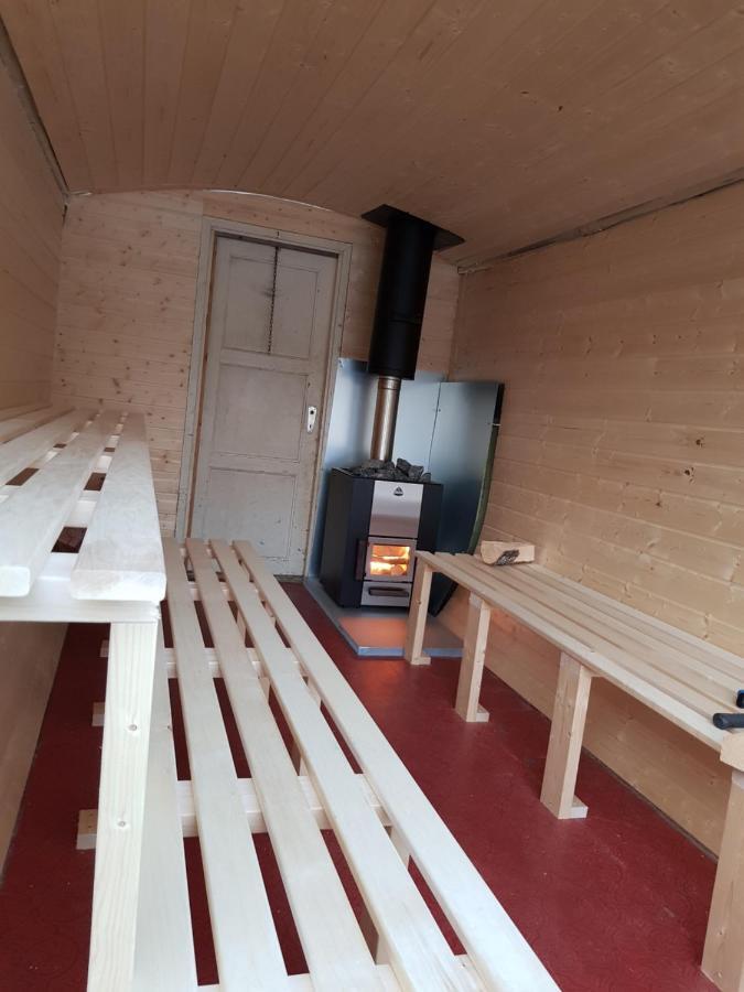 Campsite Captains Small House